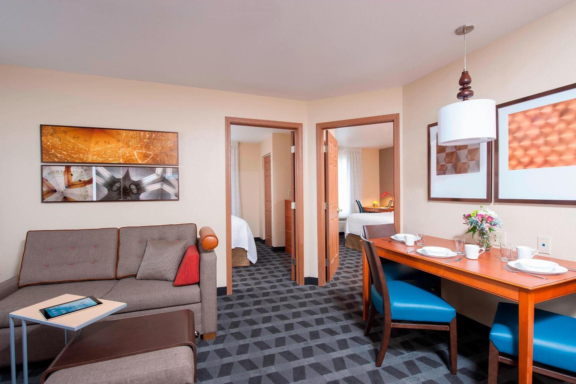 Towneplace Suites Indianapolis Park 100 Exteriör bild